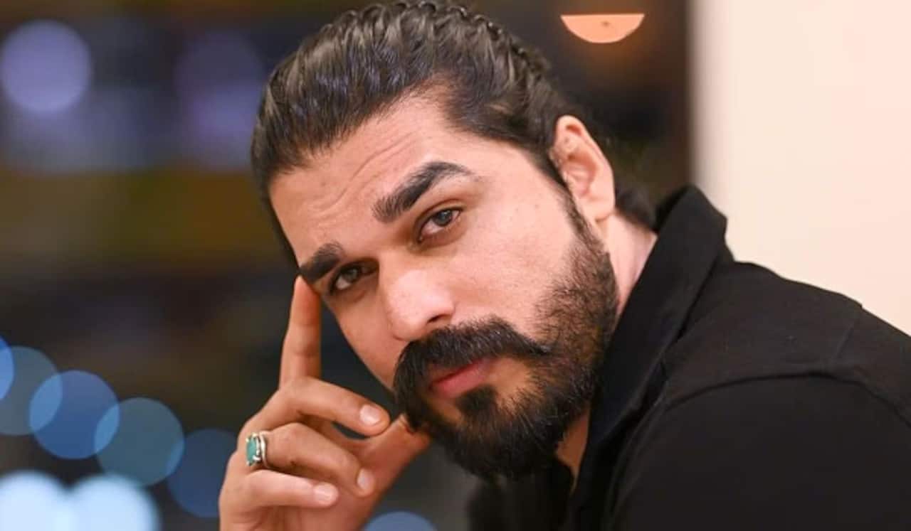 பாலியல் புகார் : மலையாள நடிகர் ஷியாஸ் கரீம் சென்னை விமான நிலையத்தில் கைது