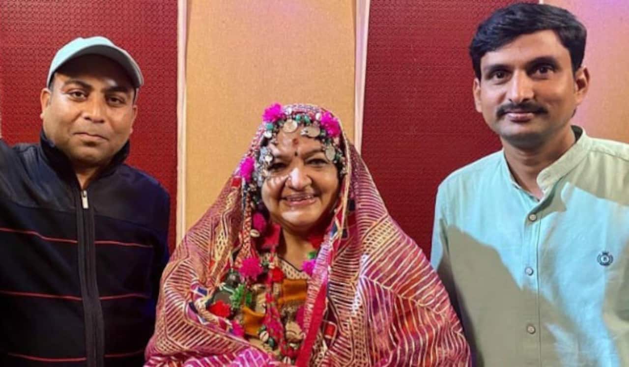 முதன் முறையாக பஞ்சாரா மொழியில் பாடிய சித்ரா