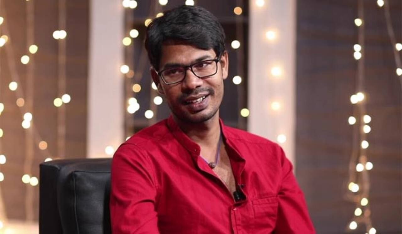 படிக்க கண் போதும்... படைக்க தேவை உள்நோக்கிய பயணம்: பாடலாசிரியர் கார்த்திக் நேத்தா