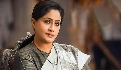 நான்தான் லேடி சூப்பர் ஸ்டார்: விஜயசாந்தி சொல்கிறார்