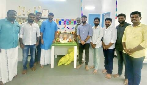 ஆயுத பூஜை கொண்டாடிய சிவகார்த்திகேயன்