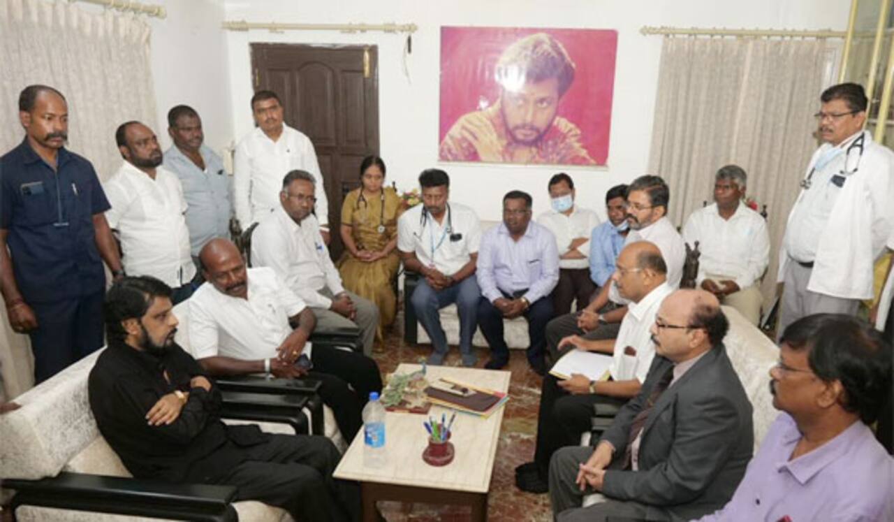 மனைவியின் சிகிச்சைக்கு உதவி : முதல்வர், அமைச்சருக்கு இயக்குனர் விக்ரமன் நன்றி