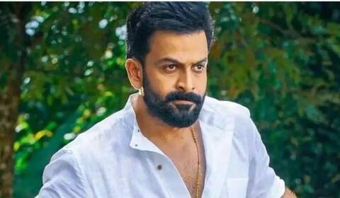பிரித்விராஜ் படத்திற்காக குருவாயூர் கோவில் செட் அமைப்பதை தடுத்த நகராட்சி அதிகாரிகள்