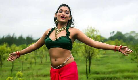 கடற்கரையில் நிர்வாணமாக ஓடுவேன் : தெலுங்கு நடிகை ரேகா அறிவிப்பு