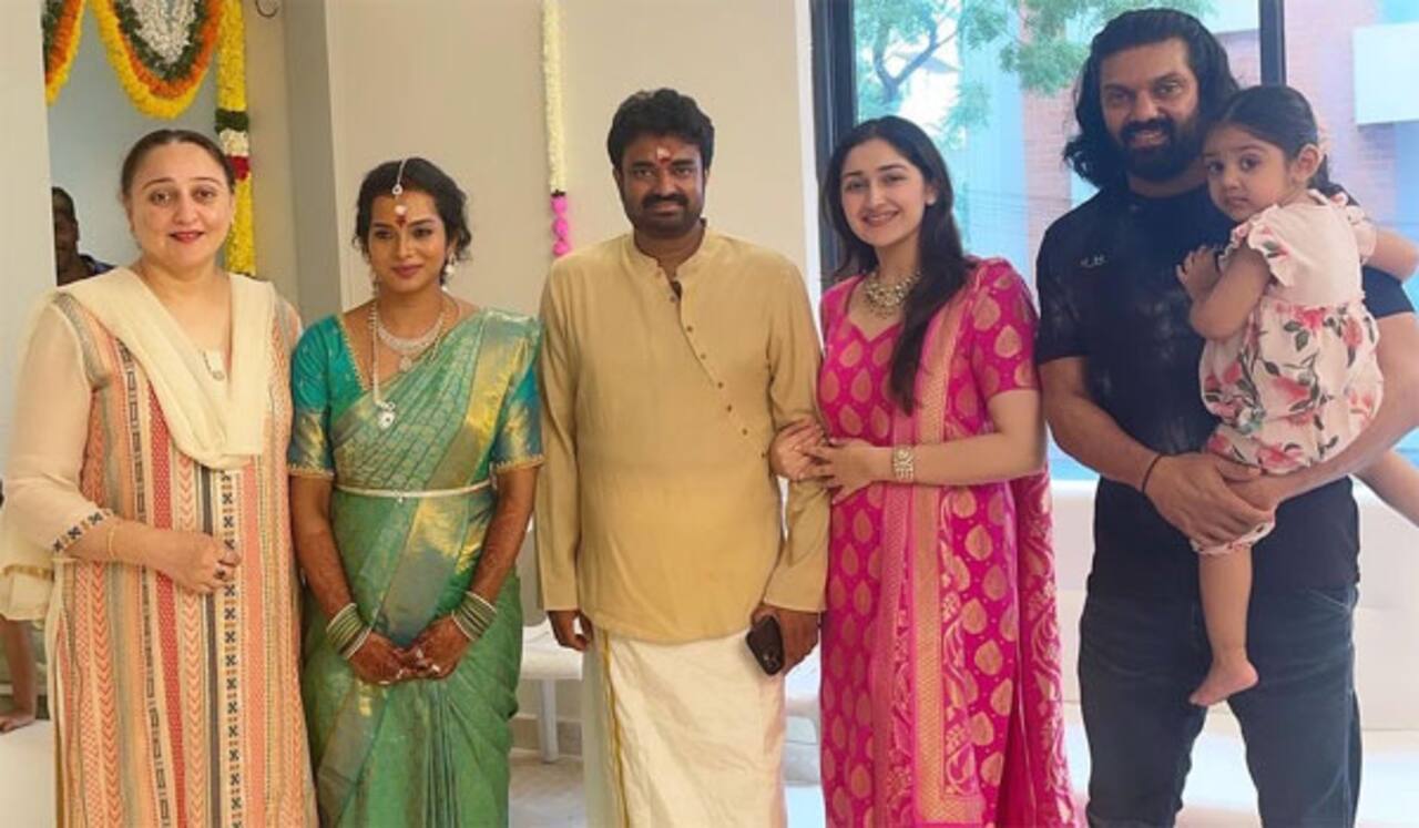 ஏ.எல்.விஜய்யின் புதிய வீட்டு கிரகப்பிரவேசத்தில் குடும்பத்துடன் கலந்து கொண்ட ஆர்யா!