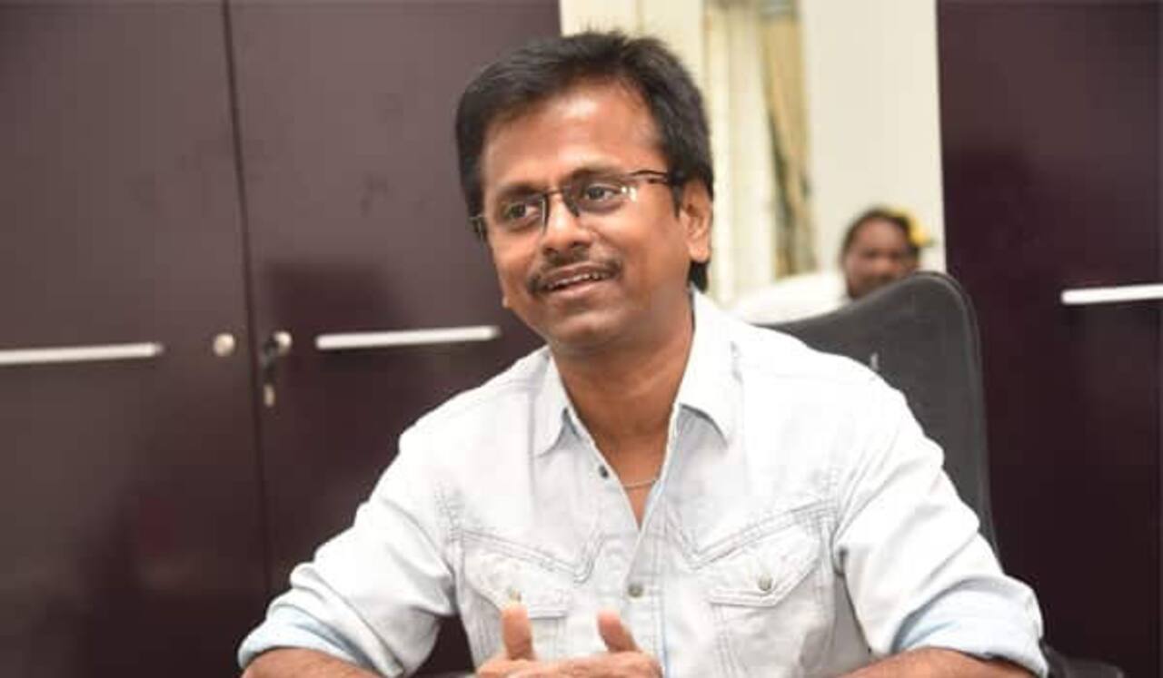 இன்னும் ஒரு மாதம் காத்திருங்கள் - ஏ.ஆர்.முருகதாஸ்