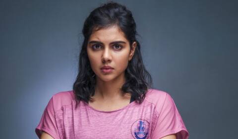 வாங்கிய அடி, உதை, காயங்கள் எல்லாமே நிஜம் : கல்யாணி பிரியதர்ஷன் நெகிழ்ச்சி