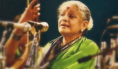 இருபதாம் நூற்றாண்டின் இணையற்ற இந்திய இசைக்குயில் எம்.எஸ் சுப்புலக்ஷ்மி.