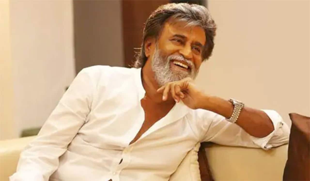 வாழ்த்து மழையில் நனையும் நடிகர் ரஜினிகாந்த்