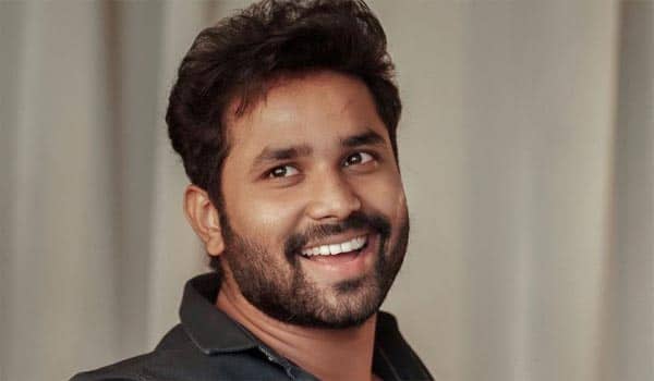 ரஜினிகாந்த் செயலால் மகிழ்ச்சியடைந்த யுவன் மயில்சாமி!