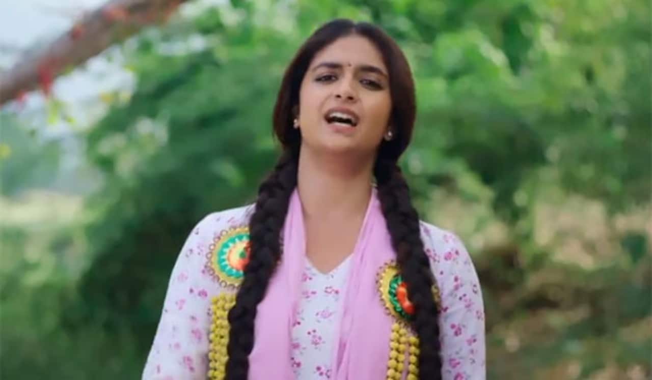 ரகு தாத்தா படத்தில் ஹிந்திக்கு எதிரான வசனங்கள்: சர்ச்சையில் சிக்கும் கீர்த்தி சுரேஷ்