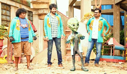 3 நாட்களில் 30 கோடி வசூலித்த அயலான்