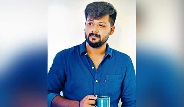 பாவனைக்கு ஒரு பாலாஜி : பரவை தந்த புதிய பறவை