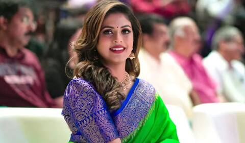 பேஷன் டிசைனிங் படிக்கிறார் இனியா