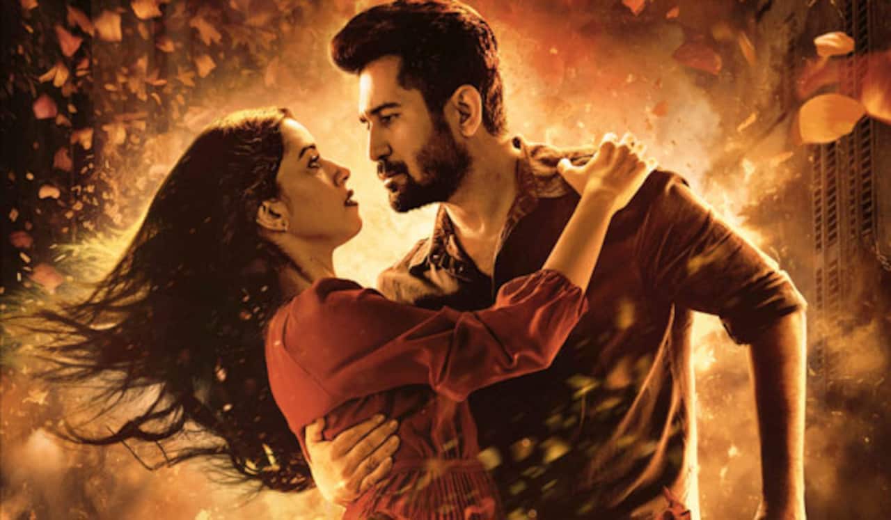 தெலுங்கில் லவ்குரு ஆன ரோமியா