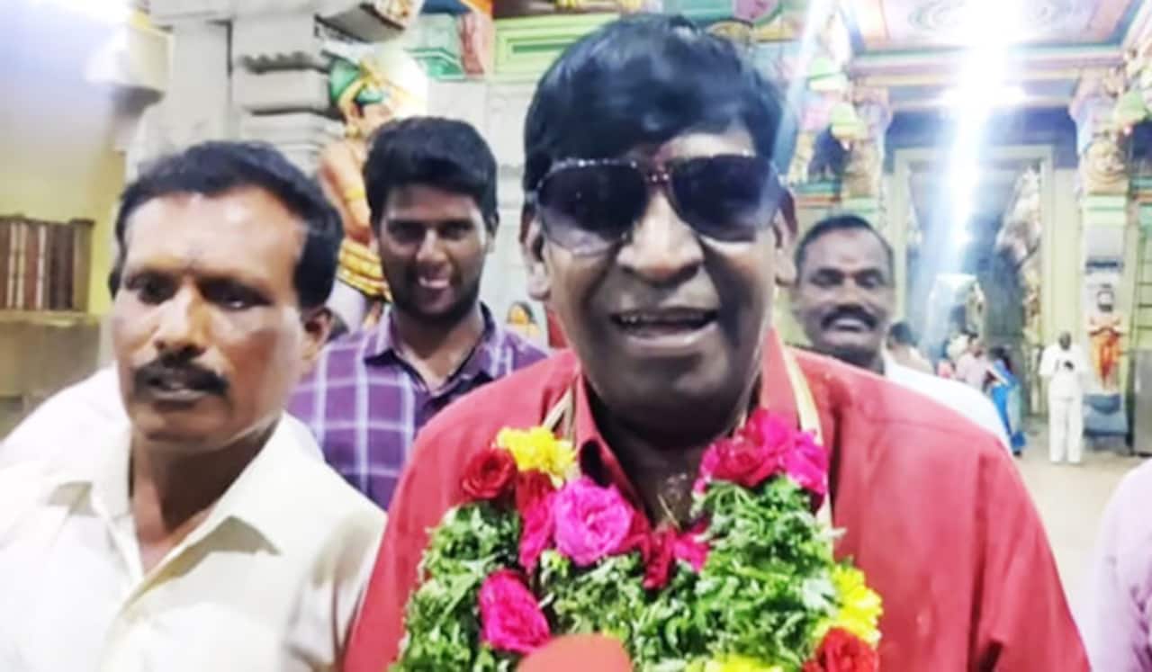 ராமேஸ்வரத்தில் வடிவேலு: தாய்க்கு மோட்ச தீபம் ஏற்றினார்