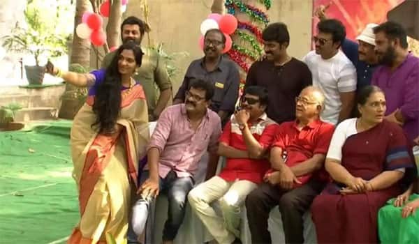 விரைவில் வருகிறது மெட்டி ஒலி 2 : இயக்குநர் யார் தெரியுமா?