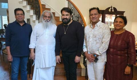 அமெரிக்காவில் யேசுதாஸை சந்தித்த மோகன்லால்