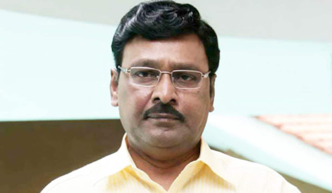 வதந்தி பரப்புகிறார் : பாக்யராஜ் மீது போலீசில் புகார்