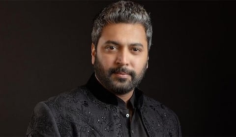 வெறுப்பு வேண்டாம், அன்பை பரப்புங்கள் : ரசிகரிடம் மன்னிப்பு கேட்ட ஜெயம் ரவி
