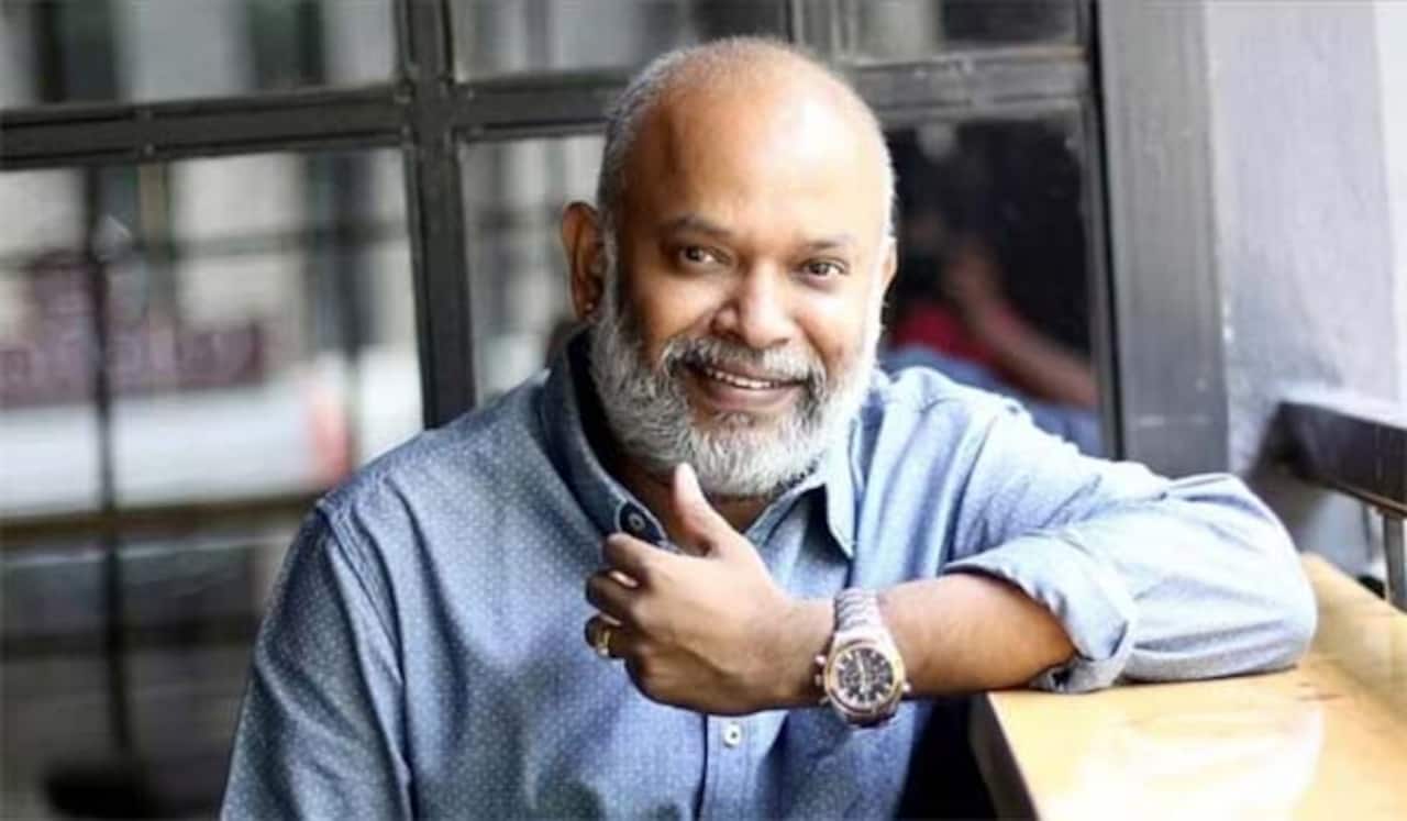 கோட் படத்தின் அப்டேட் கேட்டு வெங்கட் பிரபுவை  கெட்ட வார்த்தையில்  திட்டிய விஜய் ரசிகர்!