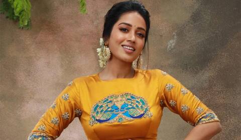 ஒரு பெண்ணின் வாழ்க்கையை கெடுக்காதீர்கள் : நிவேதா பெத்துராஜ் வேதனை