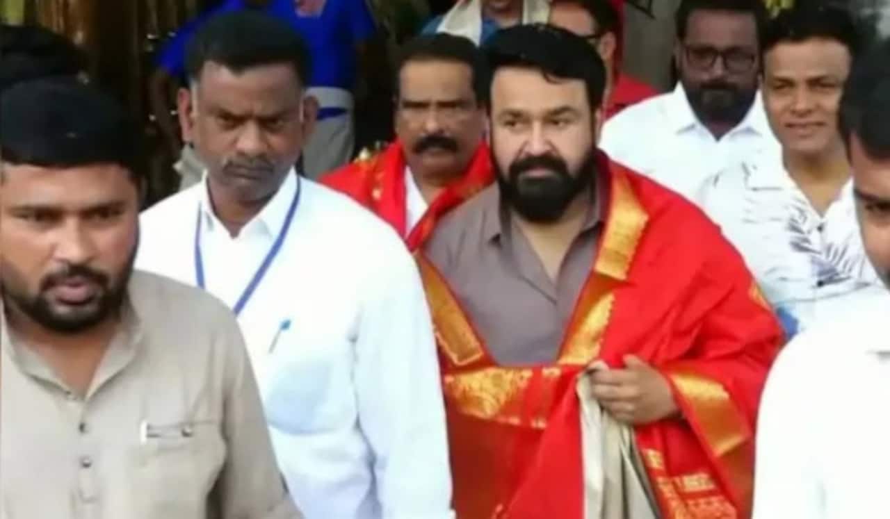 திருப்பதி ஏழுமலையானை தரிசித்த மோகன்லால்