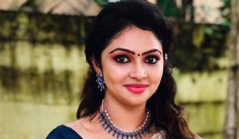 அருந்ததி நாயரின் மருத்துவ செலவுகளுக்கு உதவி கோரும் குடும்பத்தினர்