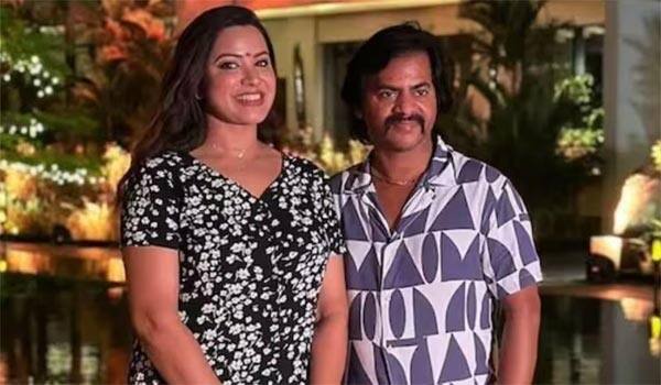 நெட்டிசனின் மோசமான கேள்வி-  கூலாக பதில் கொடுத்த ரெடின் கிங்ஸ்லி மனைவி சங்கீதா!