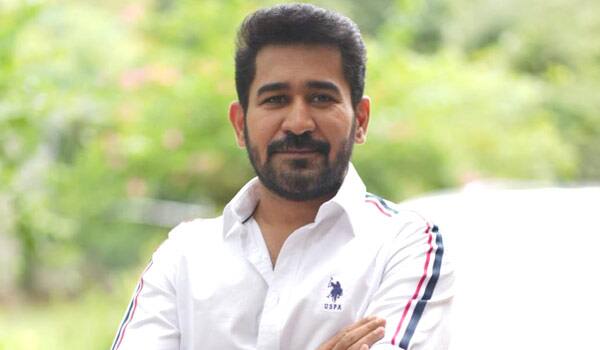 ஓட்டுக்கு பணம் : விஜய் ஆண்டனி விளக்கம்