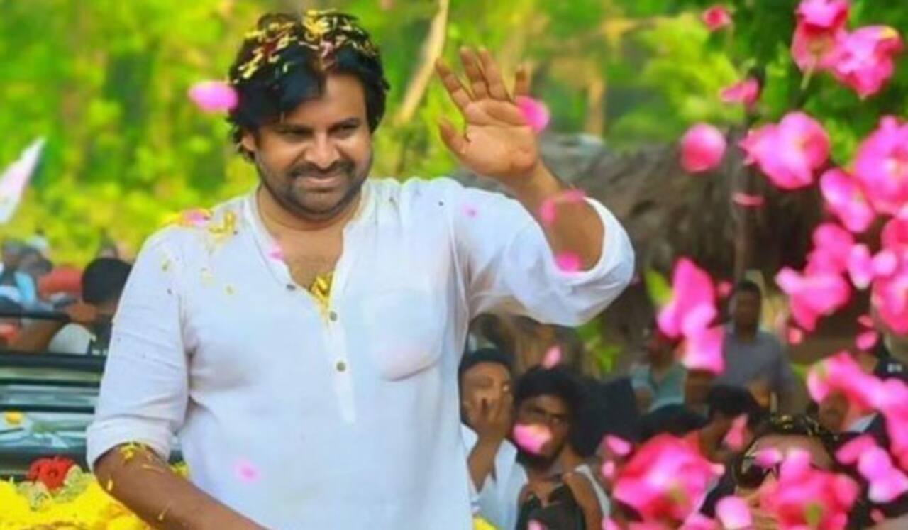 பவன் கல்யாண் எத்தனை கார்கள் வைத்திருக்கிறார் தெரியுமா ?