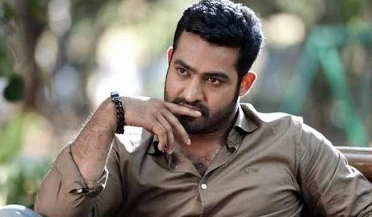 சந்திரபாவு நாயுடு மனைவி மீது அவதூறு விமர்சனம் : ஜூனியர் என்.டி.ஆர் ஆவேசம்