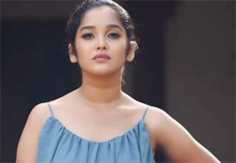 அந்த வீடியோவில் இருப்பது நானல்ல : சர்ச்சை வீடியோவுக்கு அனிகா விளக்கம்