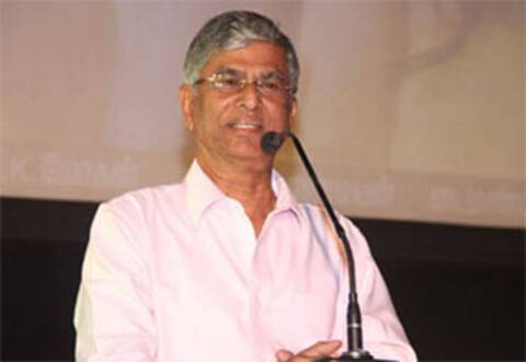 விஜய் மக்கள் இயக்கம் வணிகமயமாகிவிட்டது : எஸ்.ஏ.சி., புகார்