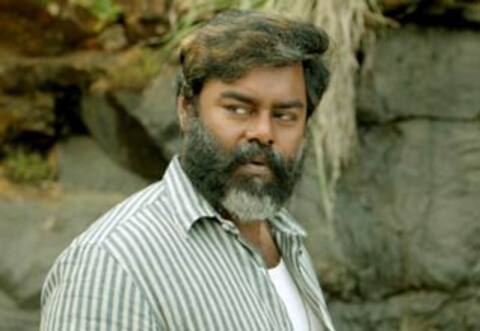 விஜய்சேதுபதி, மாதவனுக்கு பதிலாக ஆர்கே சுரேஷ்