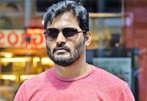 ஸ்டூடியோ கிரீன் நிறுவனத்திற்கு 2 படங்கள் இயக்கும் மூடர்கூடம் நவீன்