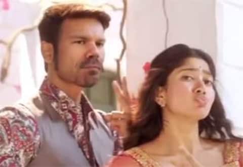 டேவிட் வார்னரின் ரவுடி பேபி ஆசை