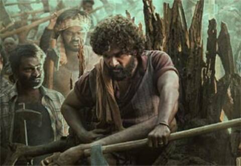 ஆர்ஆர்ஆர் படத்தால் பின்வாங்கும் புஷ்பா