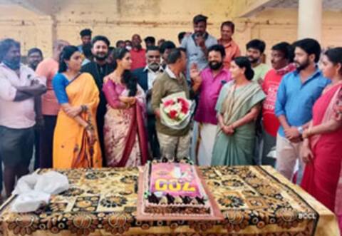 700  எபிசோட்களை கடந்த அம்மன்: கேக் வெட்டி கொண்டாட்டம்