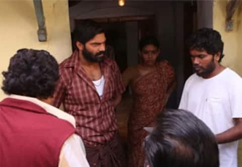 சார்பட்டா பரம்பரை : அதிமுக நோட்டீஸ்