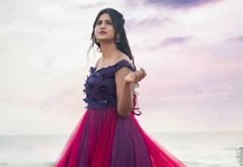 கண்மனி சேகரின் அசரவைக்கும் புகைப்படங்கள்