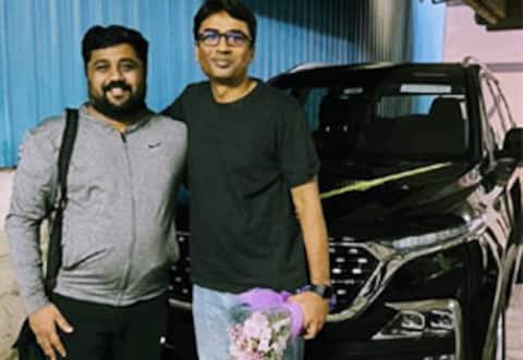 டெடி இயக்குனருக்கு கார் பரிசளித்த ஞானவேல்ராஜா