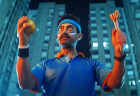 தீபாவளிக்கு எதிரான சர்ச்சை விளம்பரம் : ஆமீர்கானுக்கு குவியும் கண்டனம்