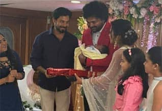 பரீனா குழந்தைக்கு பெயர் சூட்டு விழா!!
