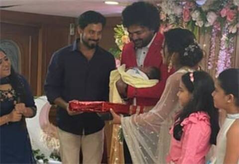 பரீனா குழந்தைக்கு பெயர் சூட்டு விழா!!