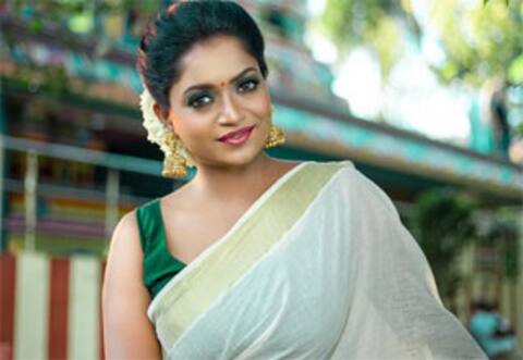 சிங்கர் டூ சீரியல் நடிகை - விலாசினியின் வெற்றி கதை!
