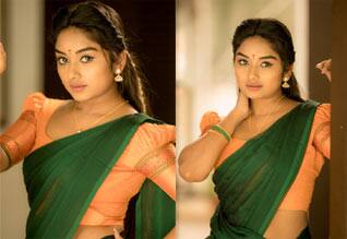பச்சை தாவணியில் ப்ரீத்தி ஷர்மா - க்யூட் போட்டோஸ் வைரல்