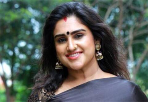 பிக்பாஸ் அல்டிமேட்டை விட்டு வெளியேற இதான் காரணம் : வனிதா ஓபன் டாக்