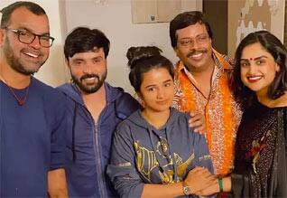 பிக்பாஸ் எவிக்ஷனுக்கு பிறகு வனிதாவை சந்தித்த சினேகன்