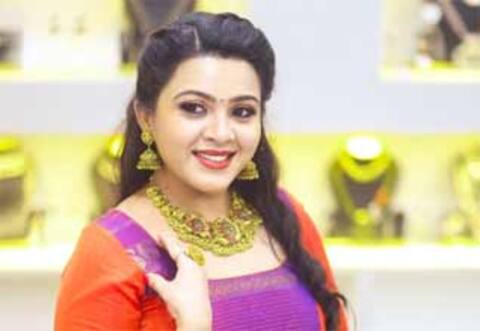 வள்ளித் திருமணம் சீரியலில் என்ட்ரியாகும் பிரபல கதாநாயகி